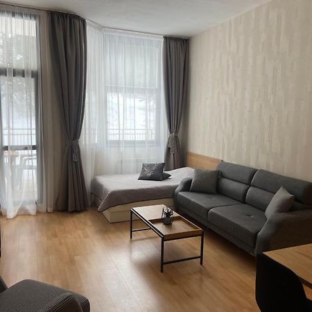 Flora Hotel Apartment 103 Borovec Exteriér fotografie